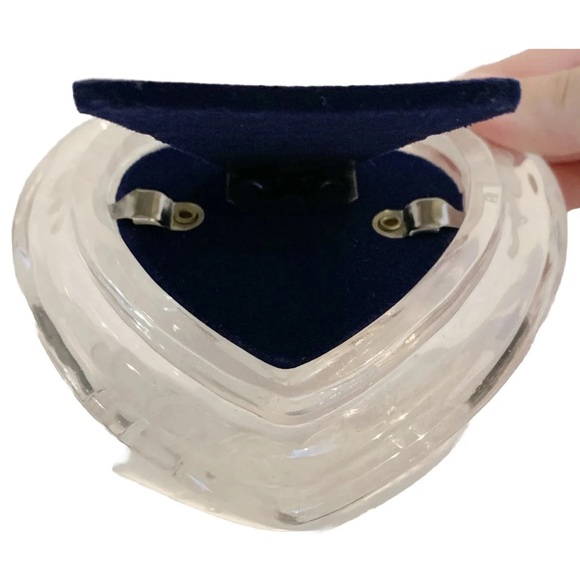 Vintage 24% Lead Crystal Photo Frame Heart Etched Flowers Clear Wedding Picture - Picture 7 of 11